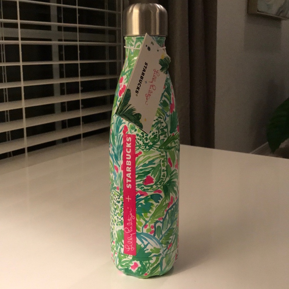 NWT Lilly Pulitzer swell water bottle
